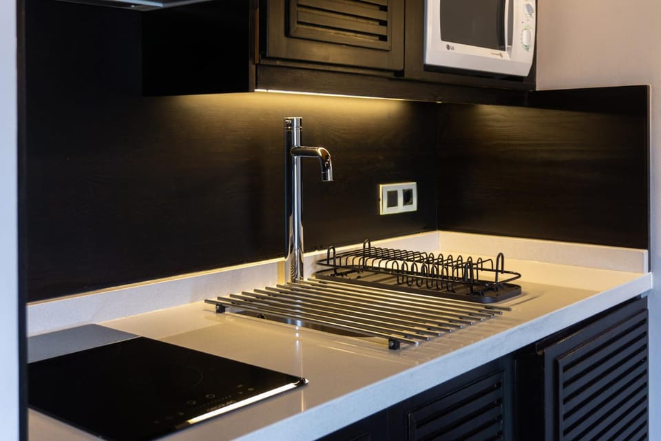 Kitchen or kitchenette, stove