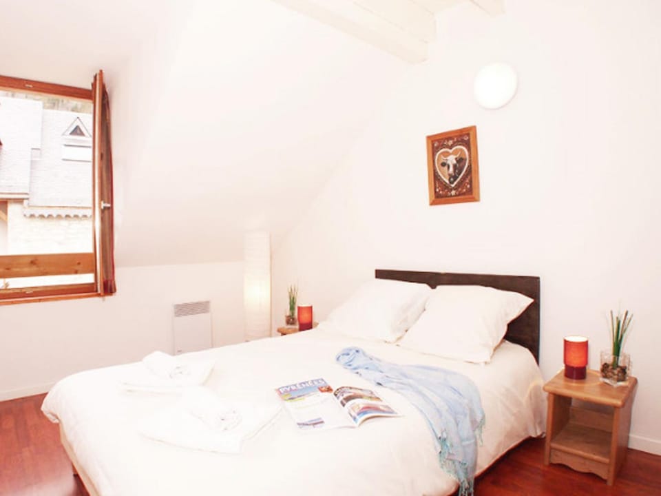 3 Pièces avec Terrasse, 50m² pour 8 Personnes - FR-1-504-57 Apartment in Saint-Lary-Soulan