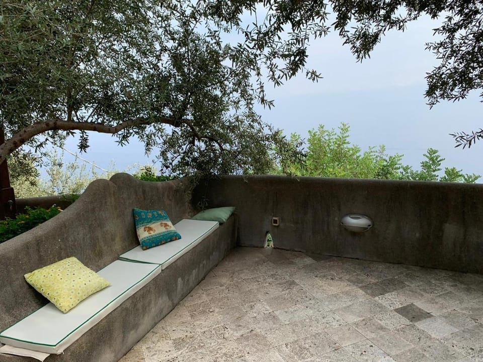 Property building, Balcony/Terrace
