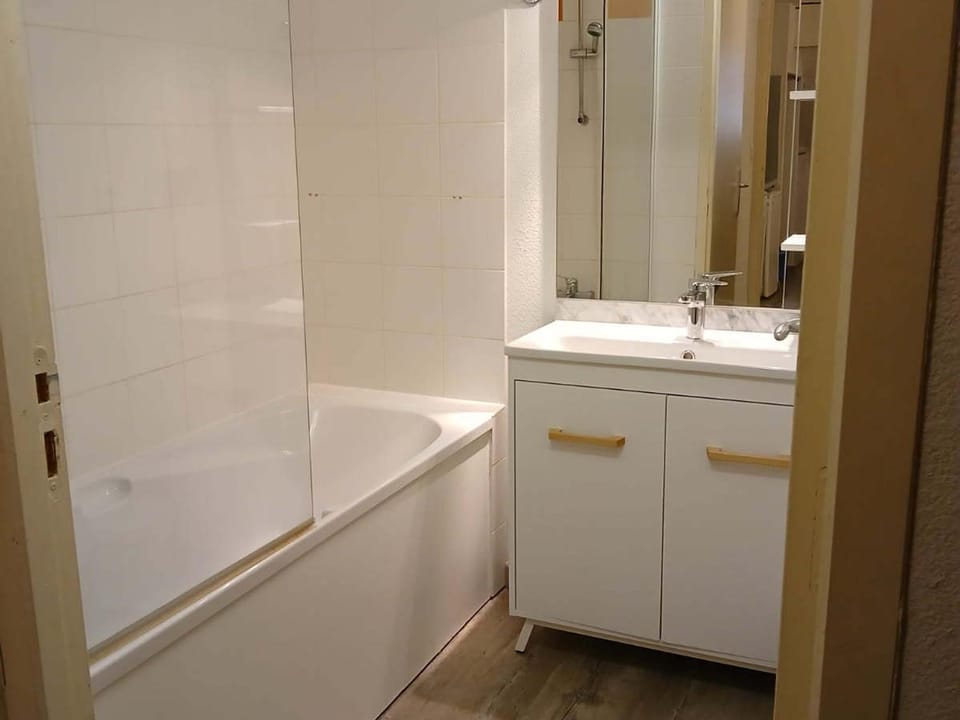 Appartement 2 Pièces pour 6 avec Piscine - FR-1-504-118 Apartment in Saint-Lary-Soulan