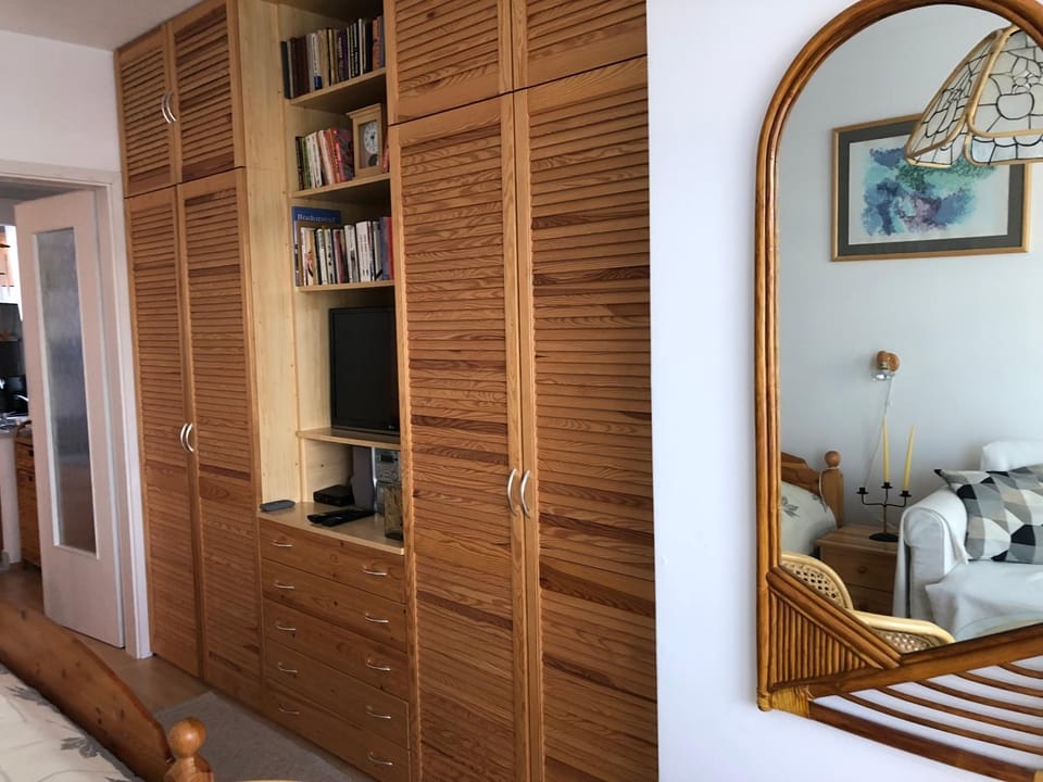 wardrobe