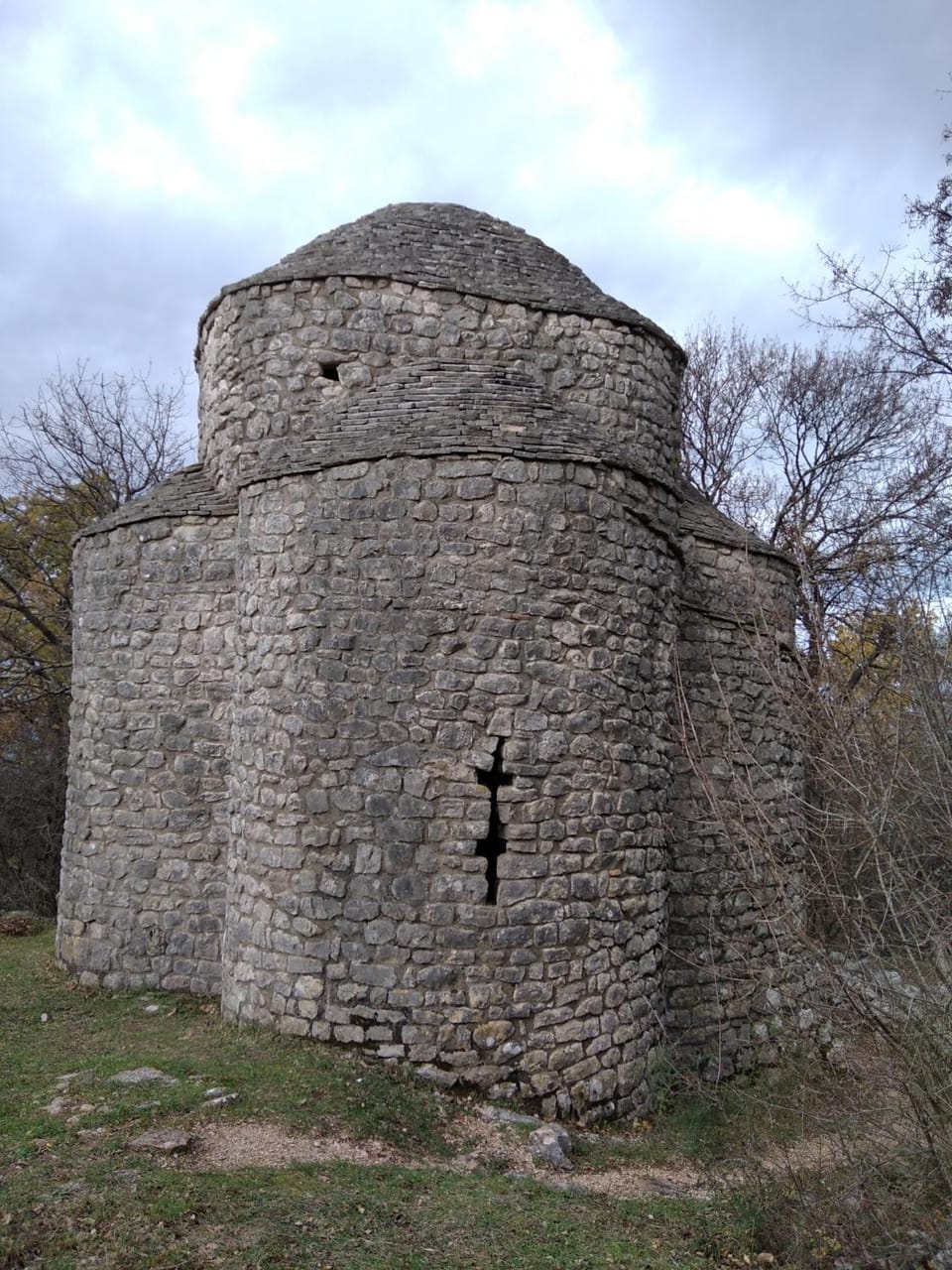 Nearby landmark, Off site