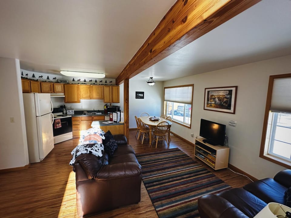 Communal lounge/ TV room, Living room