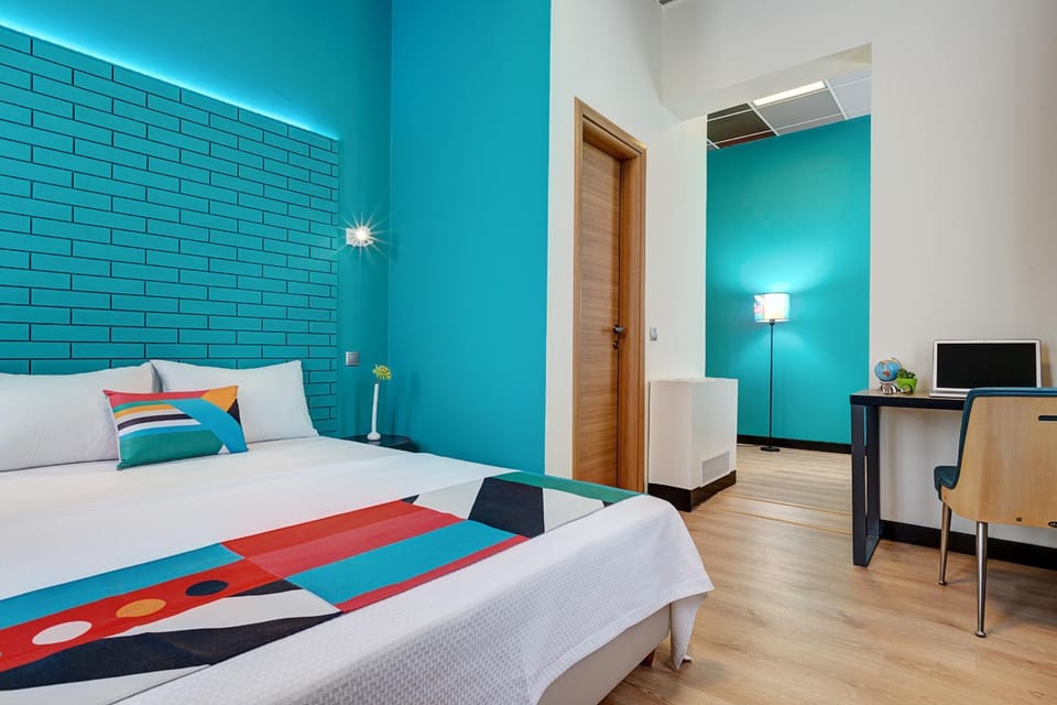 Bed, Photo of the whole room