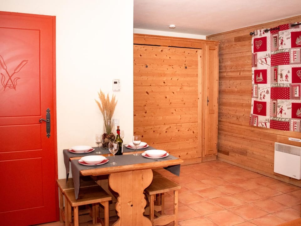 Studio avec balcon et parking à Pra Loup - FR-1-504-263 Apartment in Uvernet-Fours