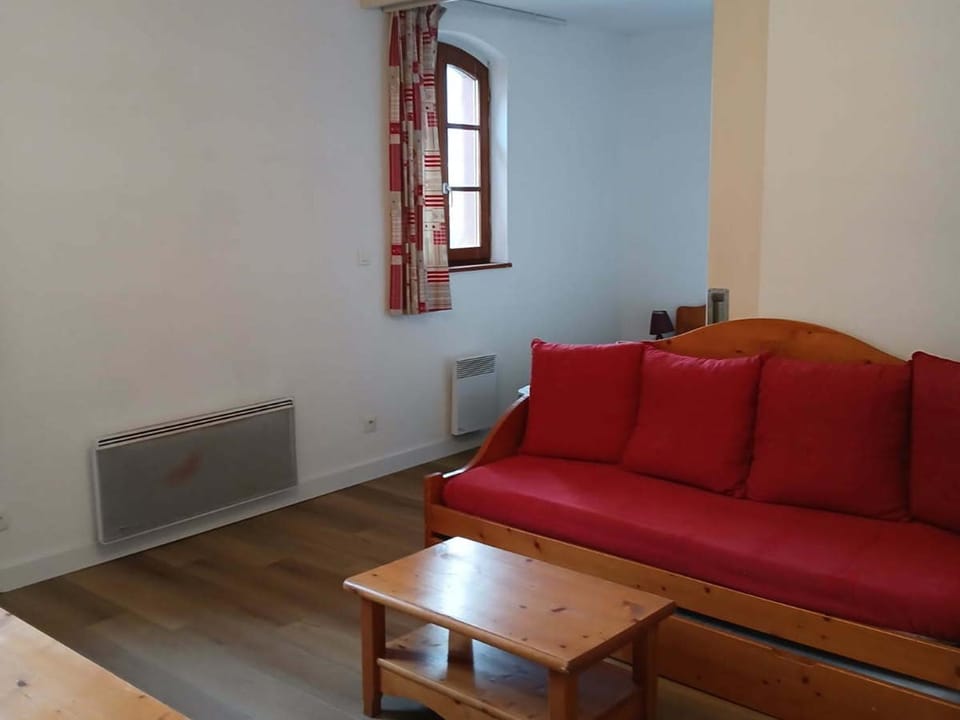 Appartement 2 Pièces 4 Pers. à Vignec - FR-1-504-272 Apartment in Saint-Lary-Soulan