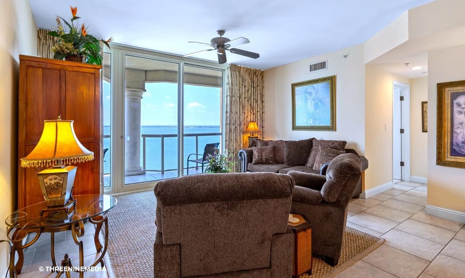 Balcony/Terrace, Living room, Seating area, Sea view, Sunset