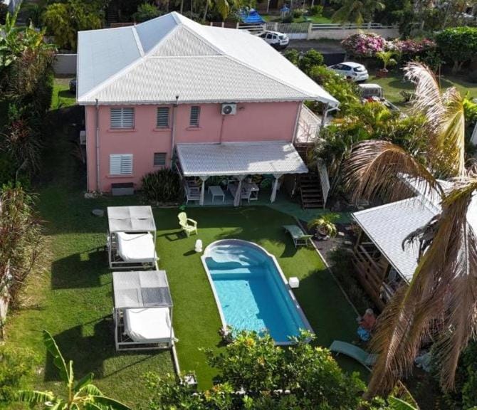 Property building, Garden, Pool view