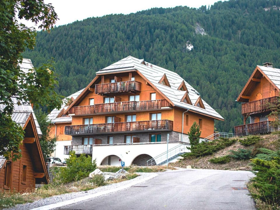 Chalet familial 6 pers avec parking à Pra Loup - FR-1-504-364 Chalet in Uvernet-Fours