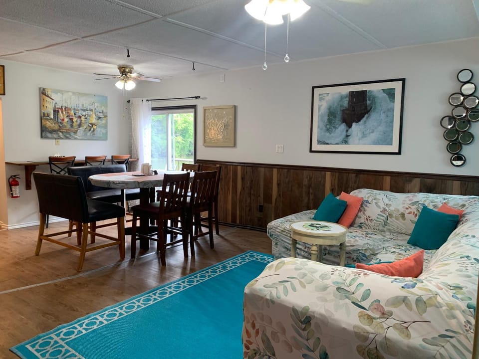 Cedar Island Xanadu House in Kingsville