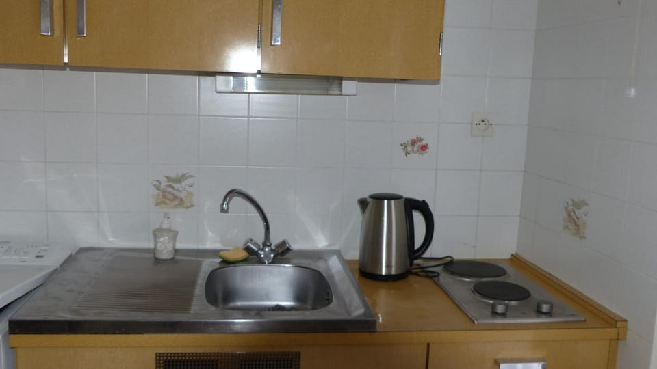 Coffee/tea facilities, Kitchen or kitchenette