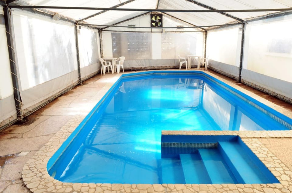 Swimming pool, Swimming pool
