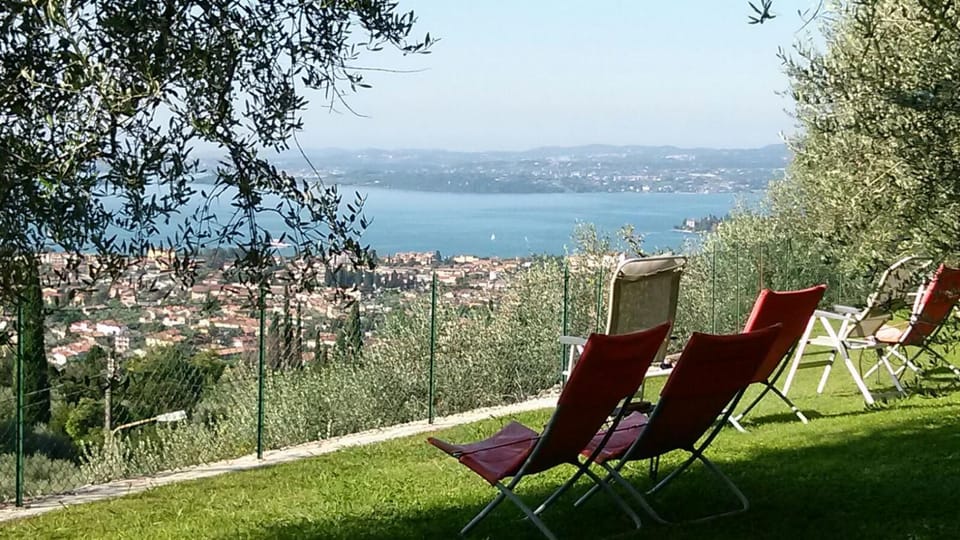 Bed&Breakfast Giardini di Corte Bed and Breakfast in Lake Garda