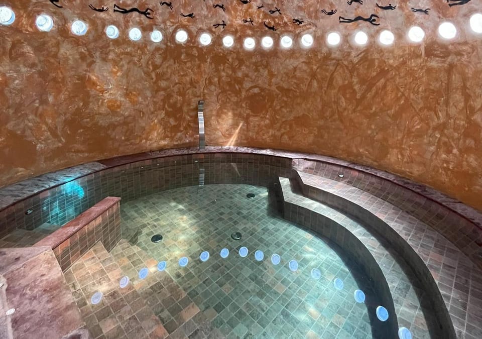 Hot Tub, Spa and wellness centre/facilities