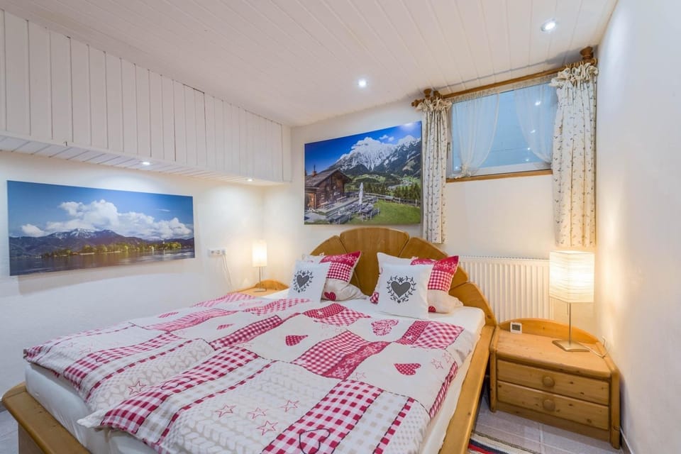 Living room, Bedroom