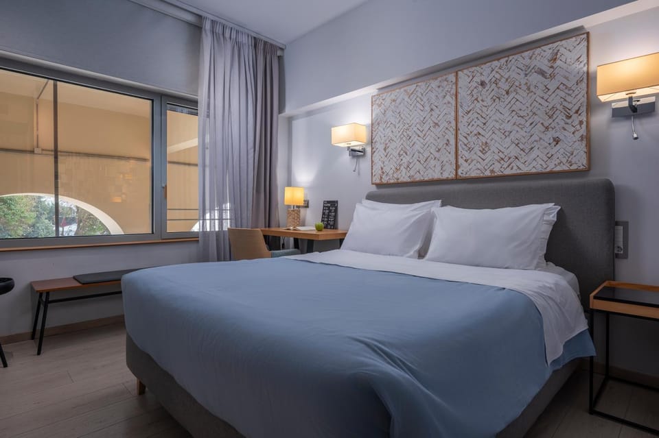 Square Elegant Suites Apartment in Thessaloniki