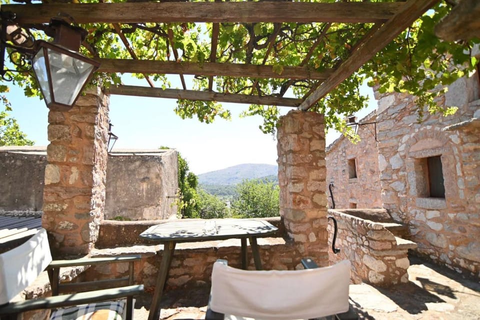 Patio, Balcony/Terrace, Mountain view