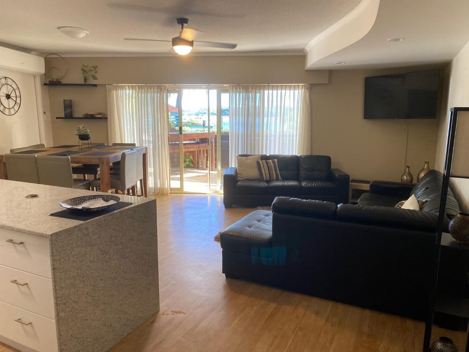 The Esplanade Riverview Holiday Apartments Apartment hotel in Maroochydore