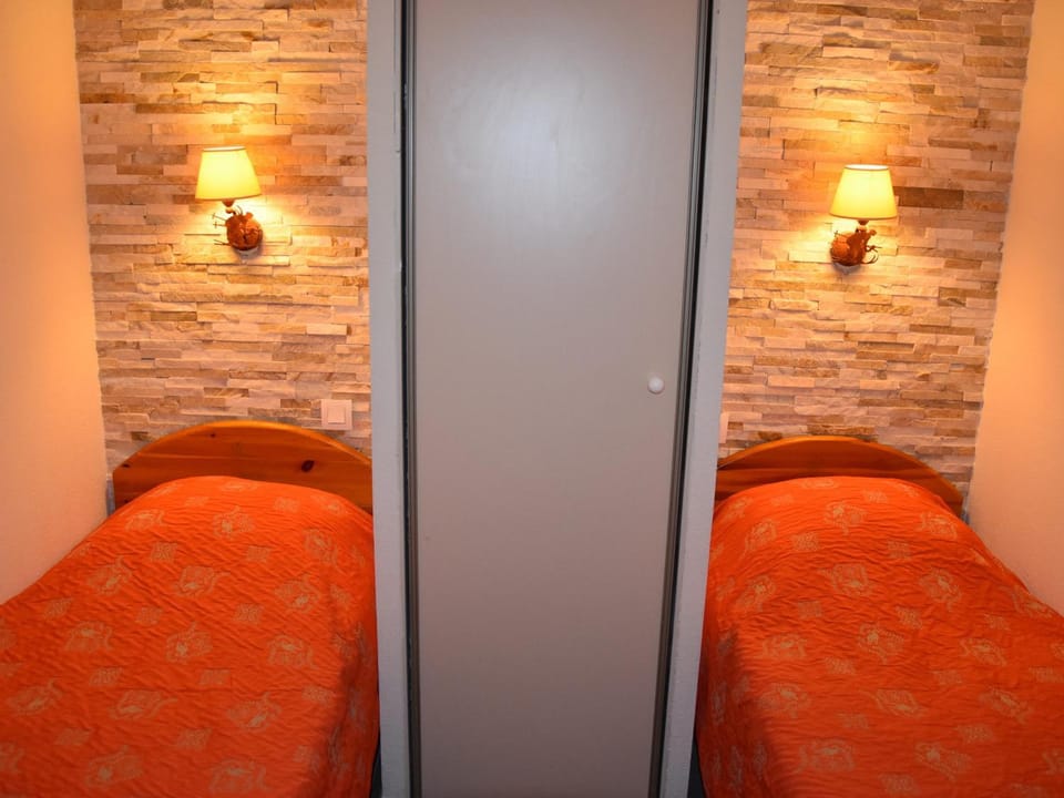 Appartement cosy proche commerces, animaux bienvenus, parking - FR-1-464-160 Apartment in Pralognan-la-Vanoise