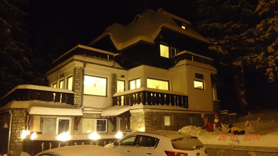 Property building, Winter