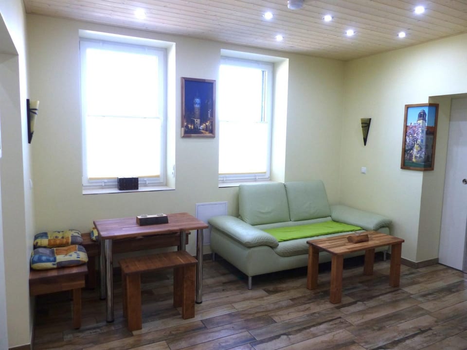 Living room, Photo of the whole room, Seating area