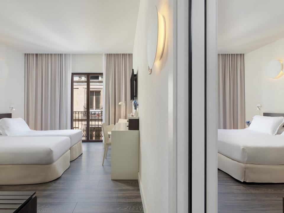 H10 Port Vell 4* Sup Hotel in Barcelona