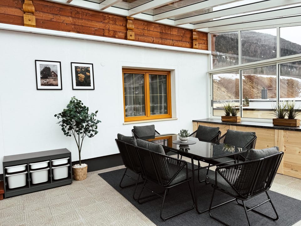 Seating area