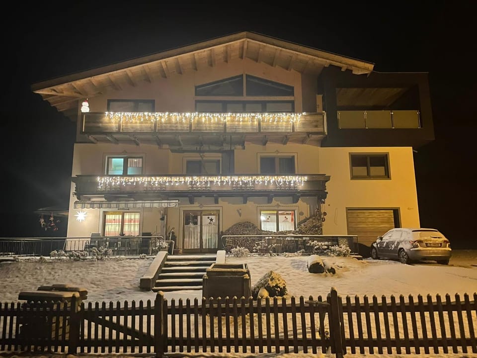 Property building, Winter