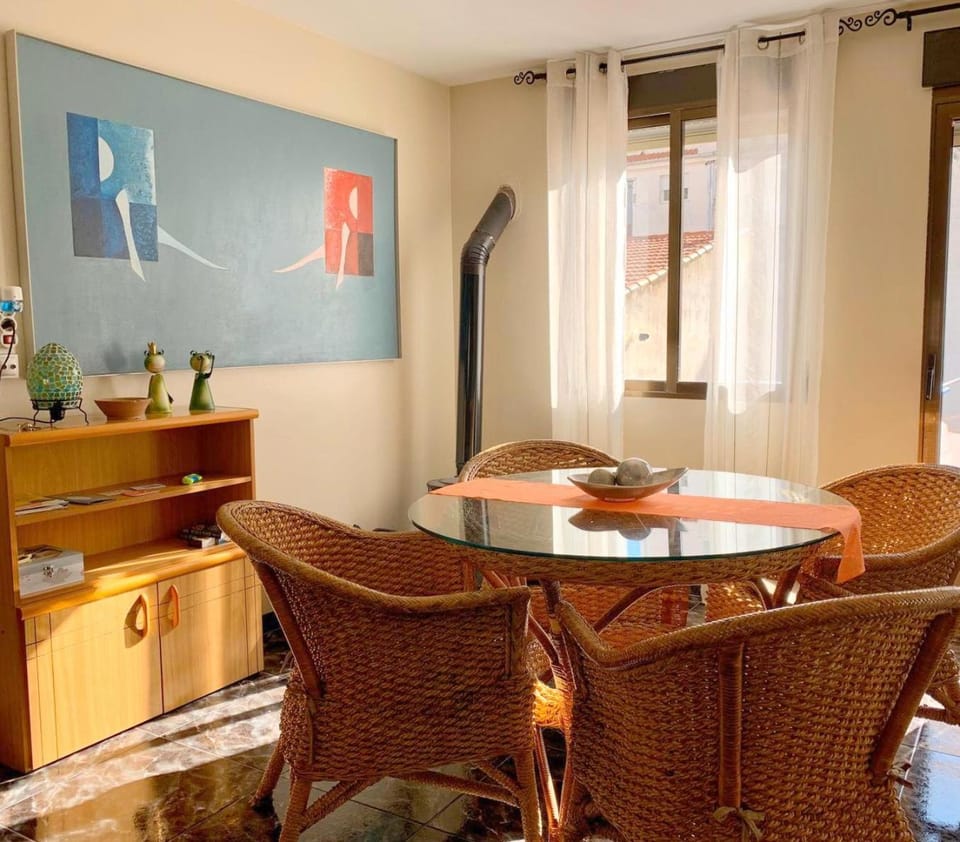 Apartamento diáfano y luminoso en Onil Apartment in Alacantí