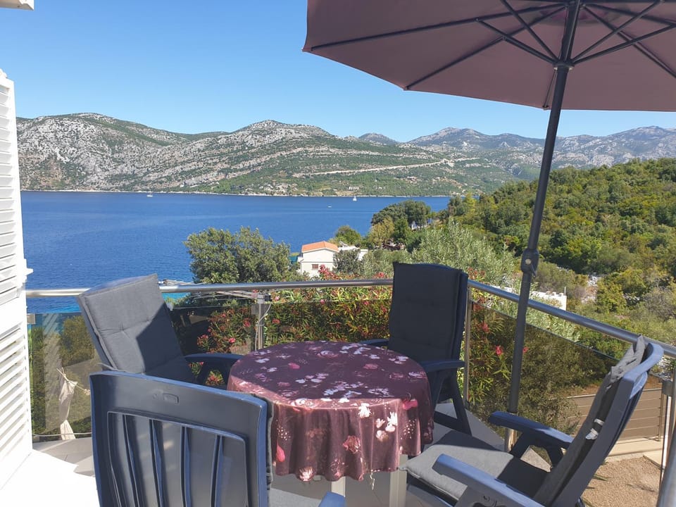 Luxury apartment Korcula - Villa Sunny Days Apartment in Dubrovnik-Neretva County