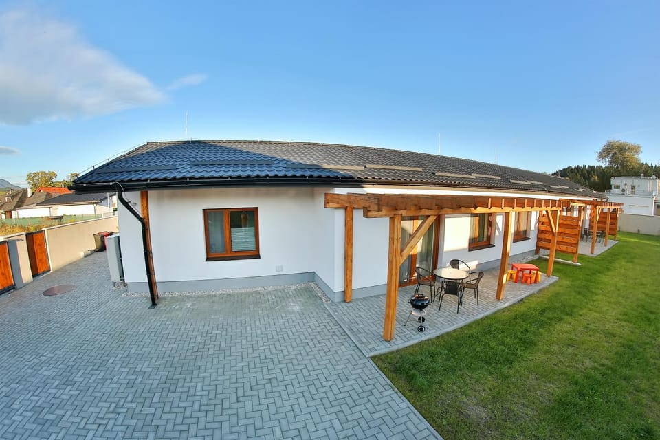 Patio, Facade/entrance, Garden