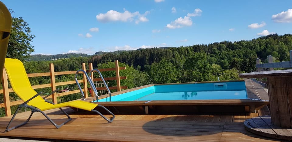 Swimming pool, Swimming pool