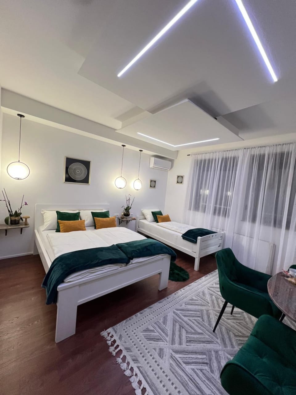 Bed, Bedroom