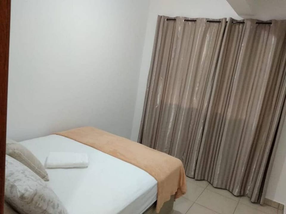 APARTAMENTO CIDADE VERDE 3 MT Apartment in Maringá