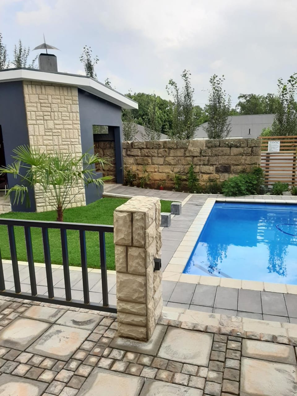Balcony/Terrace, Pool view, Swimming pool