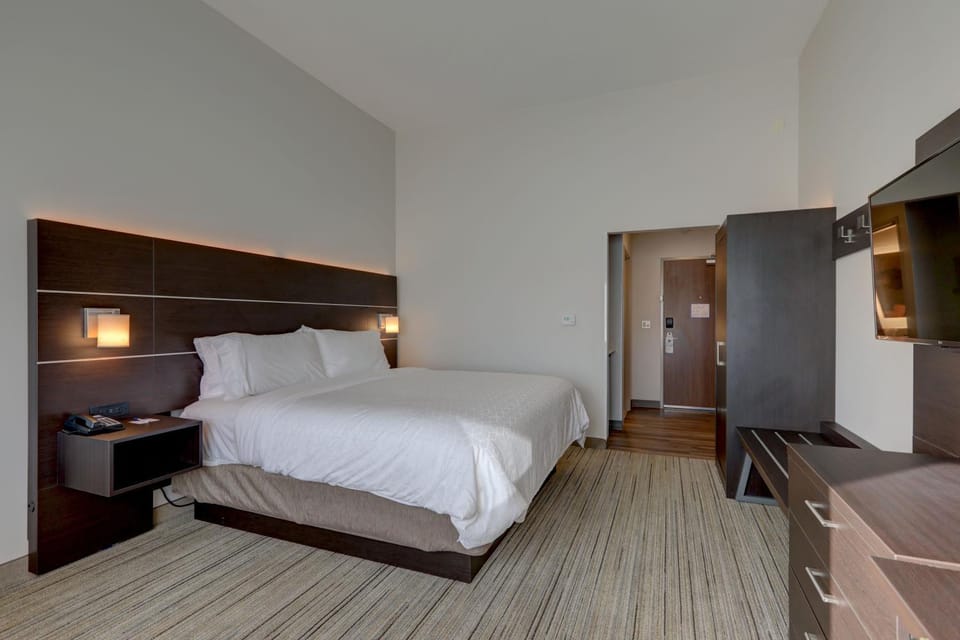 Holiday Inn Express & Suites - Auburn Downtown by IHG Hotel in Auburn