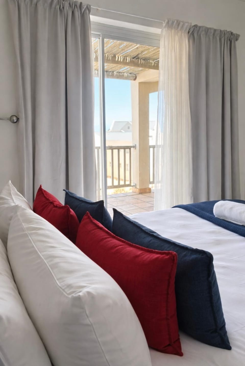 Sunset Heights, Sondela Close, Self Catering Apartment in Western Cape
