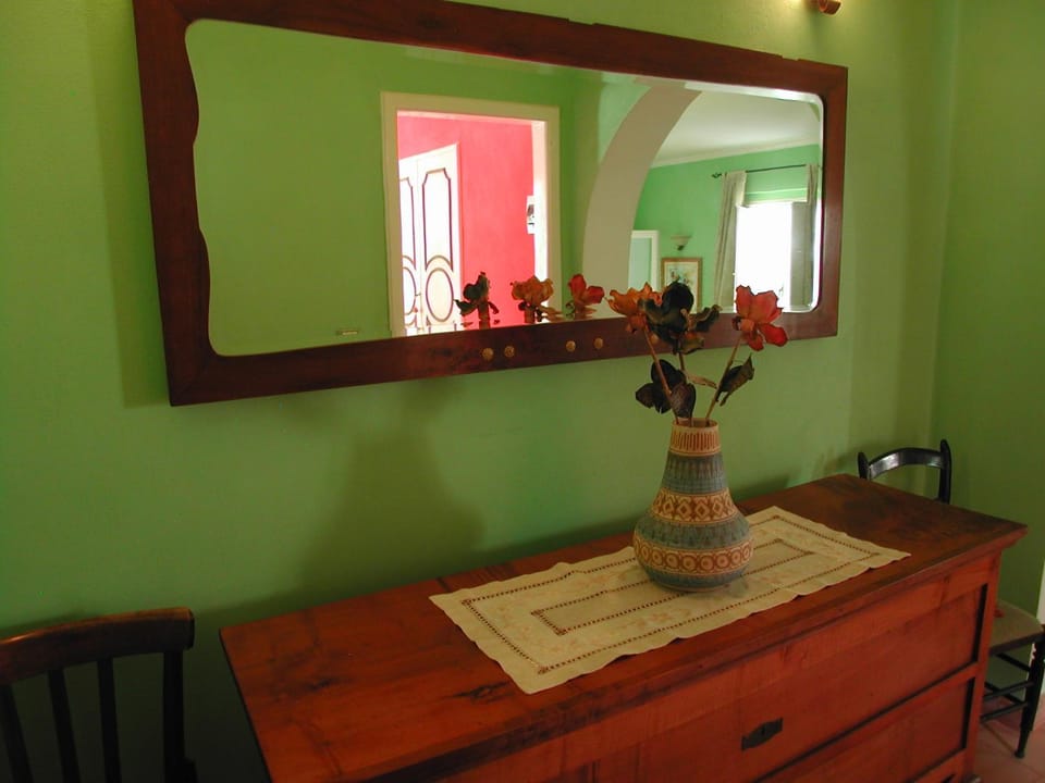 Les Chandelles Bed and Breakfast in San Menaio