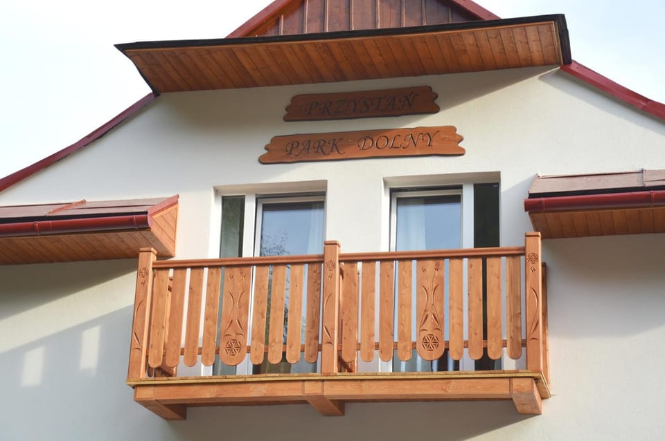 Property building, Decorative detail