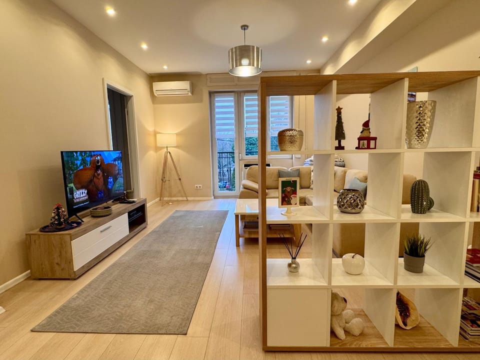 TV and multimedia, Living room