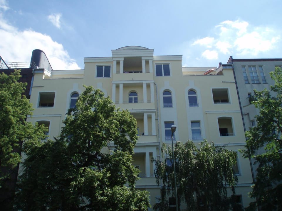 Property building, Facade/entrance