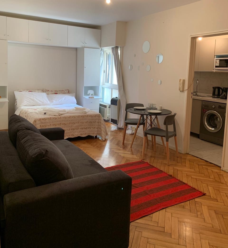 Kitchen or kitchenette, Photo of the whole room, Seating area, Dining area, Bedroom, toaster, washing machine