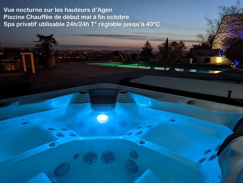 Piscine & Spa Privatif Terrasse sans vis à vis ,,,Sky House Agen,,, Apartment in Occitanie