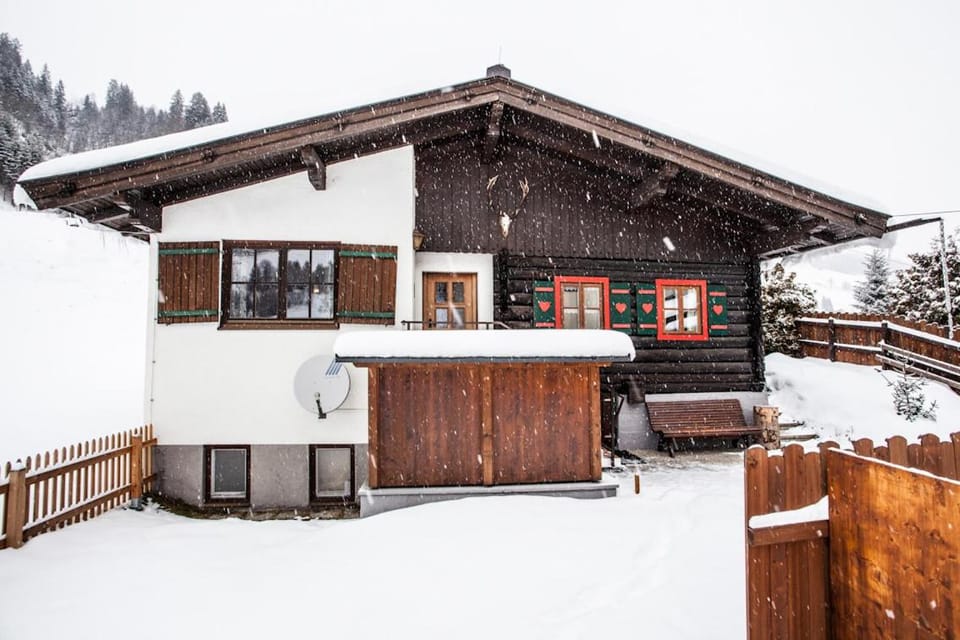 Facade/entrance, Winter, On site