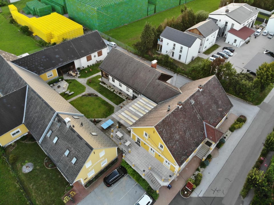 Wollsdorferhof Inn in Styria