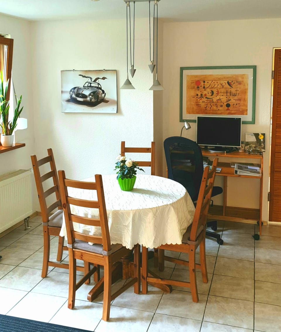 Sonnenbühl Inn Suite & Garden an den Thermen '35C' Apartment in Baden-Württemberg