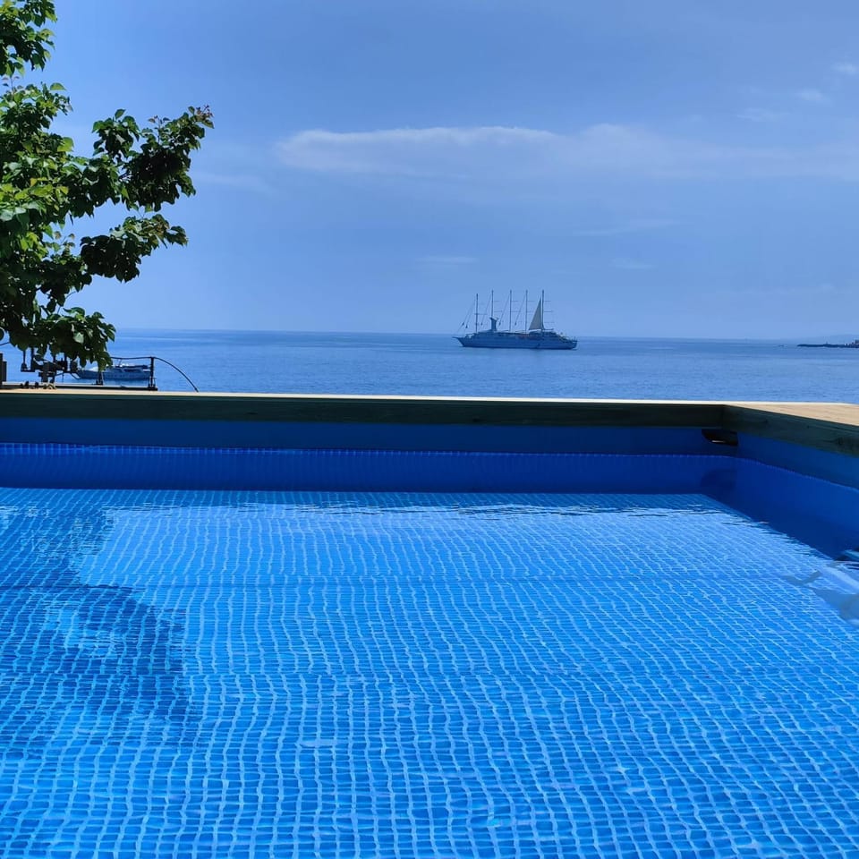 Pool view, Swimming pool