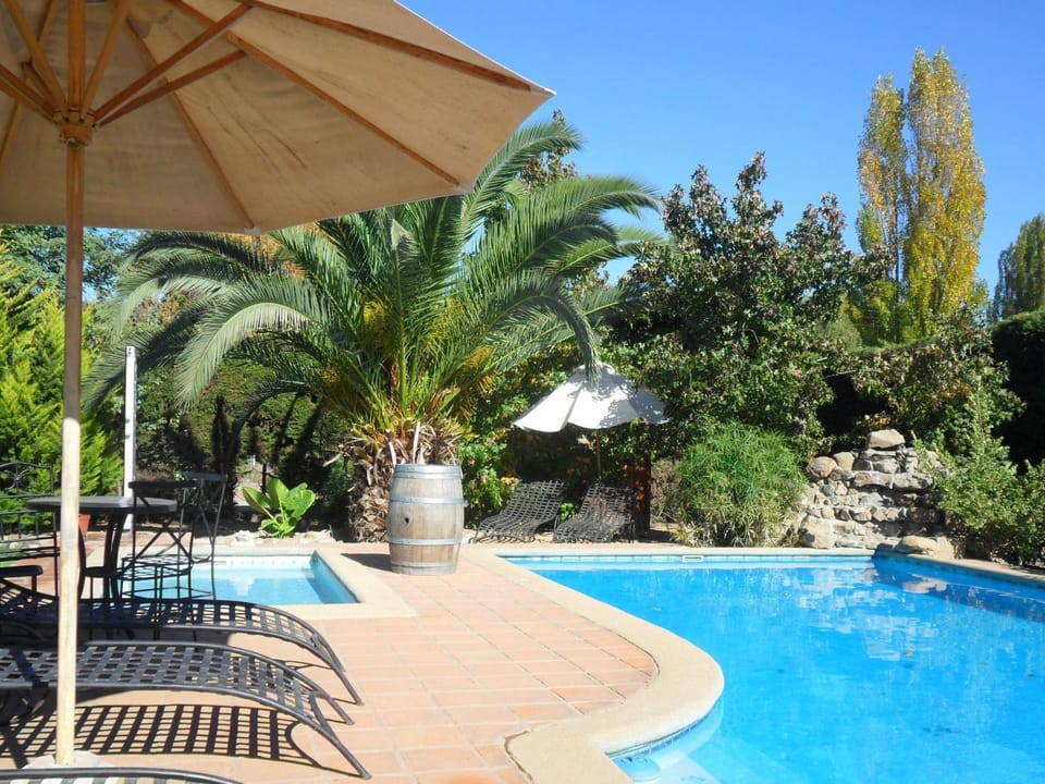 Swimming pool, Swimming pool