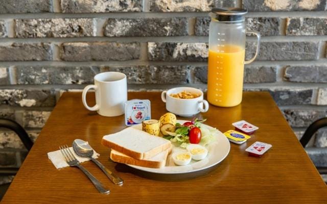 Breakfast