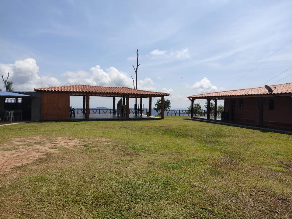 Property building, Restaurant/places to eat